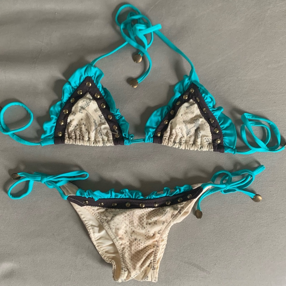 Despi bikini